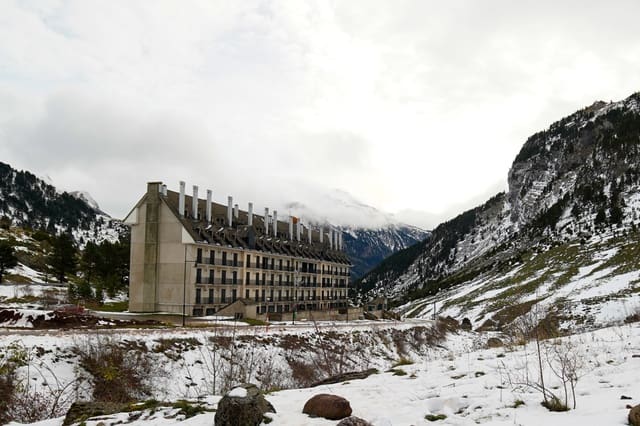 2 soveværelse Lejlighed til salg i Aisa med garage - € 149.900 (Ref: 9441399)