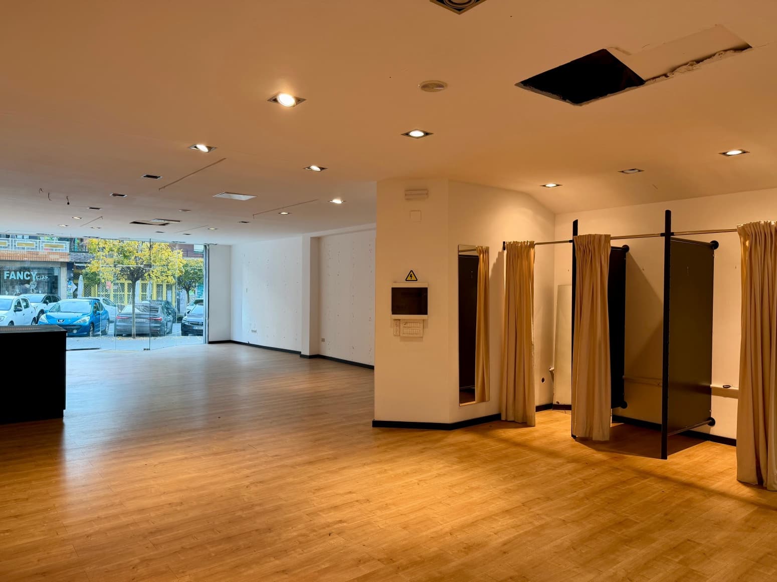 Kommersiell til salgs i Galdakao - € 358 000 (Ref: 9446130)