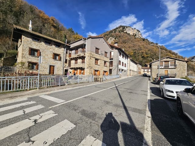 3 chambre Villa/Maison à vendre à Urzainqui avec garage - 257 000 € (Ref: 9446131)