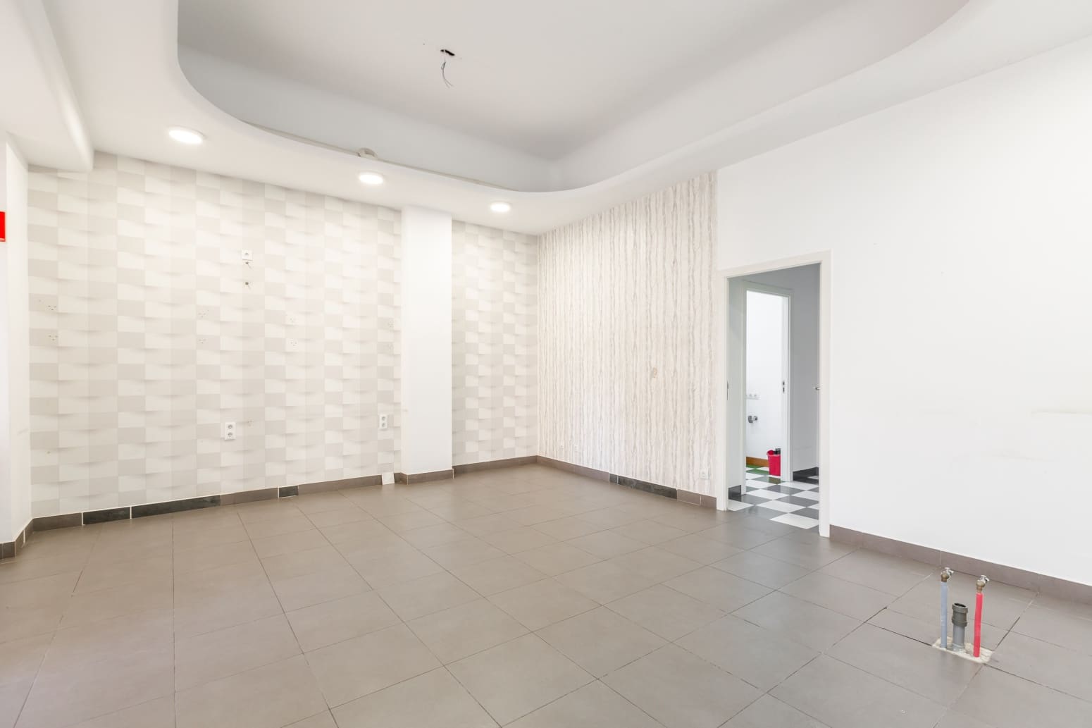 Kommersiell til leie i Pamplona - € 510 (Ref: 9451109)