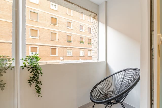 2 makuuhuone Asunto myytävänä paikassa Pamplona - 360 000 € (Ref: 9451830)