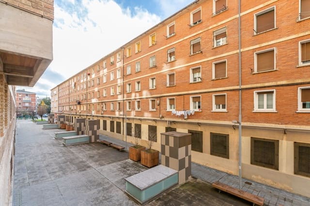 2 makuuhuone Asunto myytävänä paikassa Pamplona - 360 000 € (Ref: 9451830)