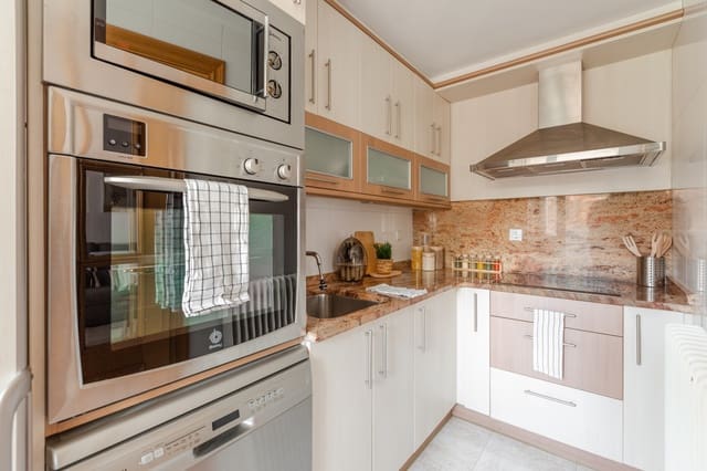 1 Zimmer Wohnung zu verkaufen in Egüés, Valle de Egüés/Eguesibar mit Garage - 230.000 € (Ref: 9468242)