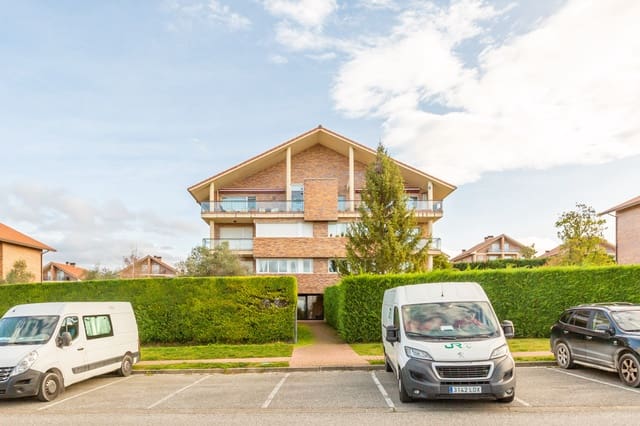 1 Zimmer Wohnung zu verkaufen in Egüés, Valle de Egüés/Eguesibar mit Garage - 230.000 € (Ref: 9468242)