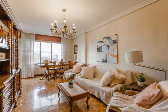 3 Zimmer Wohnung zu verkaufen in Pamplona / Iruña mit Garage - 430.000 € (Ref: 9474015)