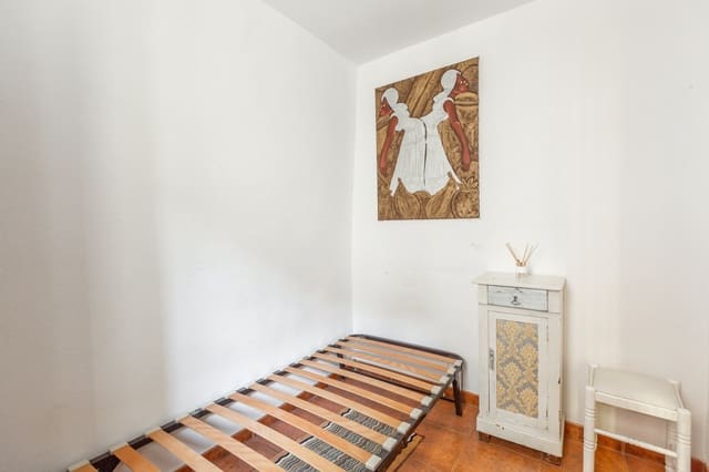 5 bedroom Villa for sale in Lerga - € 78,000 (Ref: 9474762)