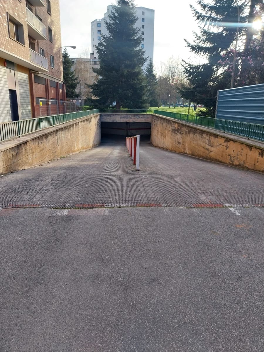 Garage te koop in Pamplona - € 19.000 (Ref: 9474763)