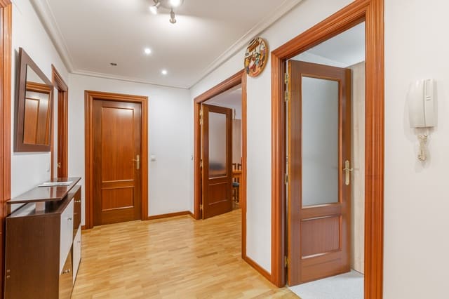 2 sovrum Lägenhet till salu i Villamediana de Iregua med pool garage - 162 000 € (Ref: 9474764)