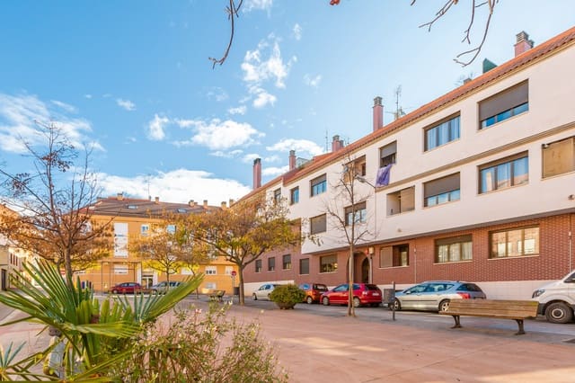 2 sovrum Lägenhet till salu i Villamediana de Iregua med pool garage - 162 000 € (Ref: 9474764)