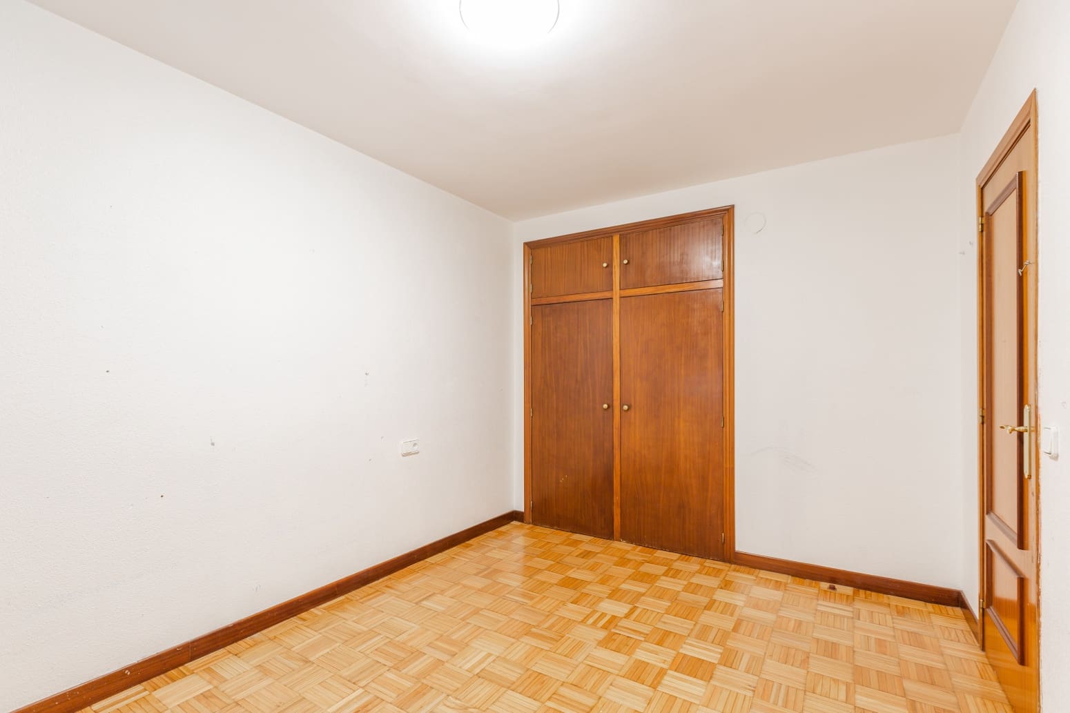 3 makuuhuone Asunto myytävänä paikassa Pamplona - 310 000 € (Ref: 9481915)