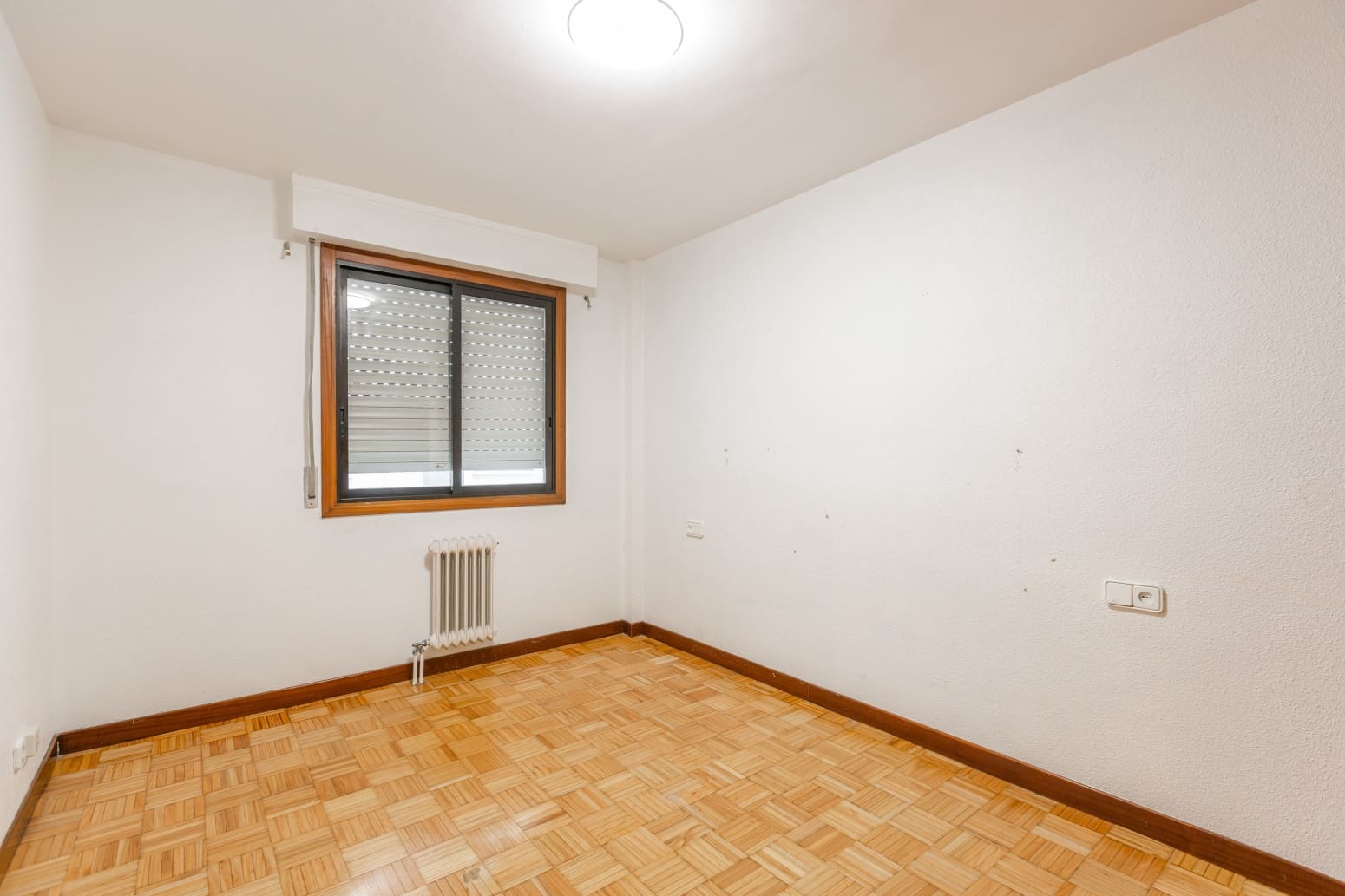 3 makuuhuone Asunto myytävänä paikassa Pamplona - 310 000 € (Ref: 9481915)