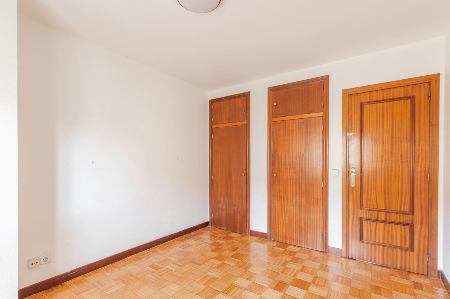 3 makuuhuone Asunto myytävänä paikassa Pamplona - 310 000 € (Ref: 9481915)