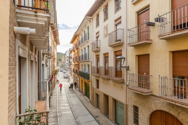 2 bedroom Flat for sale in Estella / Lizarra - € 50,000 (Ref: 9481916)