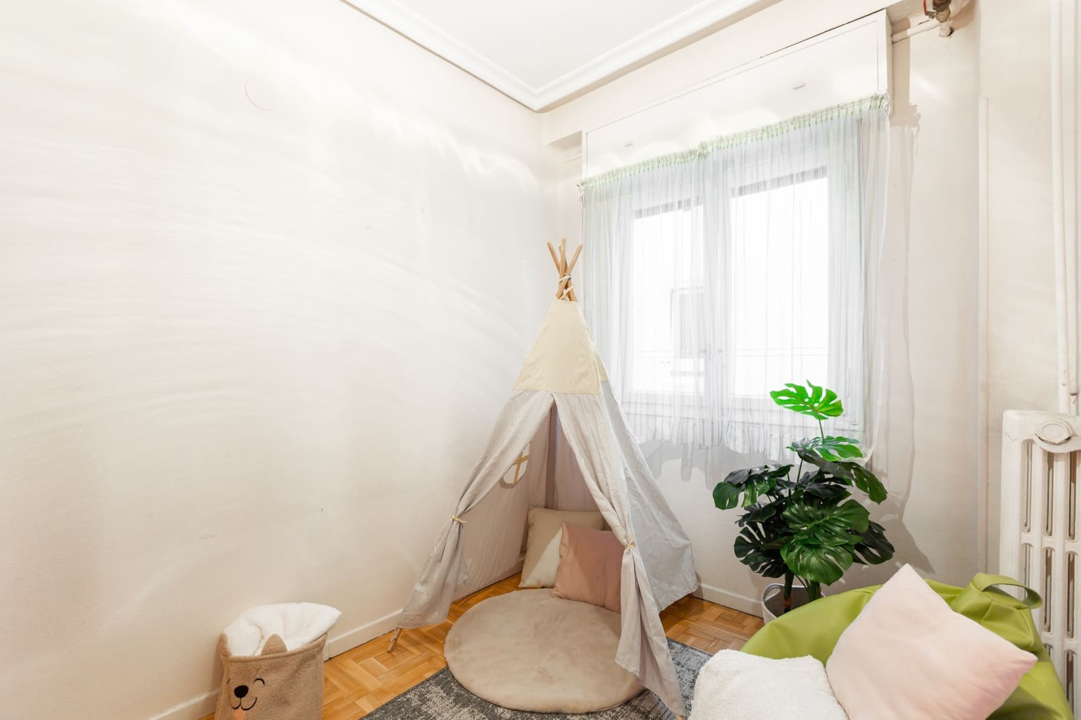 Piso de 3 habitaciones en Pamplona / Iruña en venta - 214.900 € (Ref: 9483445)