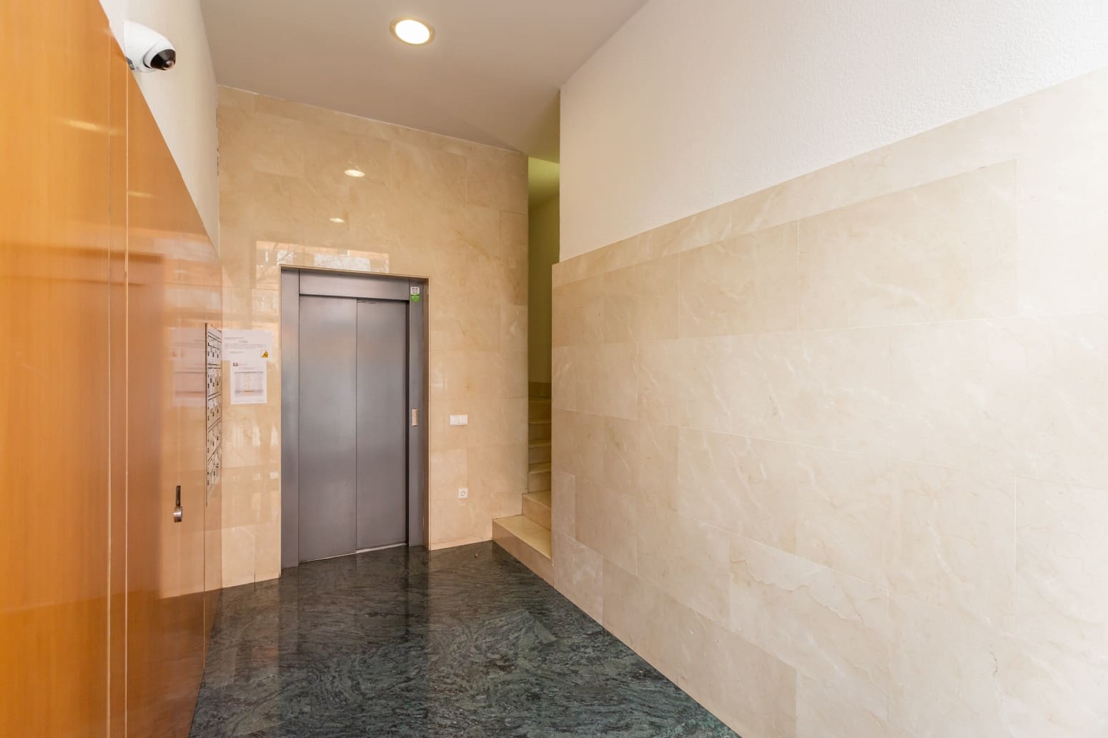 3 bedroom Flat for sale in Artica with garage - € 340,000 (Ref: 9494422)