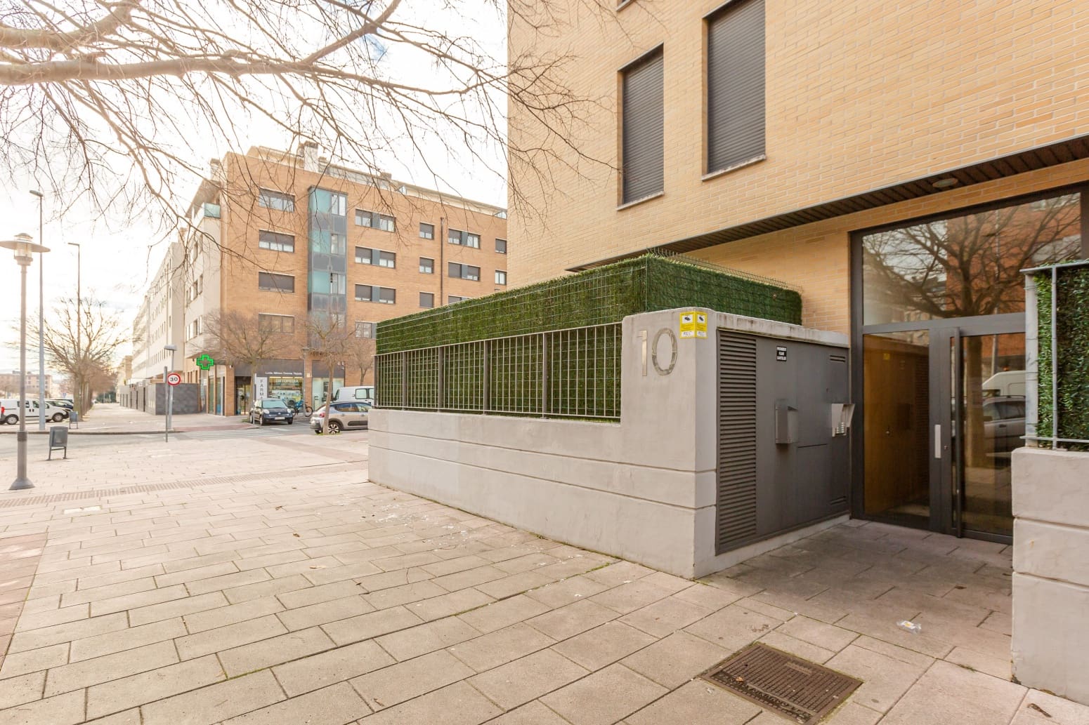 3 bedroom Flat for sale in Artica with garage - € 340,000 (Ref: 9494422)