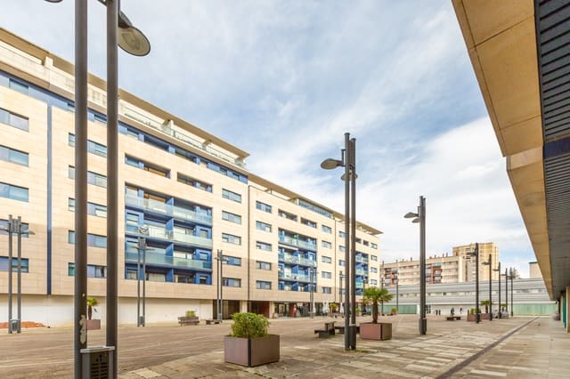 2 chambre Appartement à vendre à Barañain avec garage - 290 000 € (Ref: 9513078)