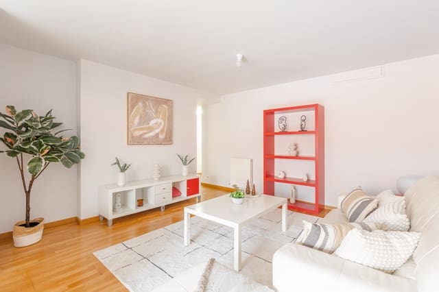 3 camera da letto Appartamento in vendita in Egüés, Valle de Egüés/Eguesibar con garage - 273.101 € (Rif: 9518587)