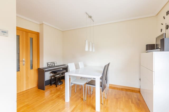 2 Zimmer Wohnung zu verkaufen in Pamplona / Iruña mit Garage - 269.000 € (Ref: 9524062)