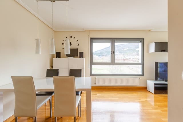 2 Zimmer Wohnung zu verkaufen in Pamplona / Iruña mit Garage - 269.000 € (Ref: 9524062)