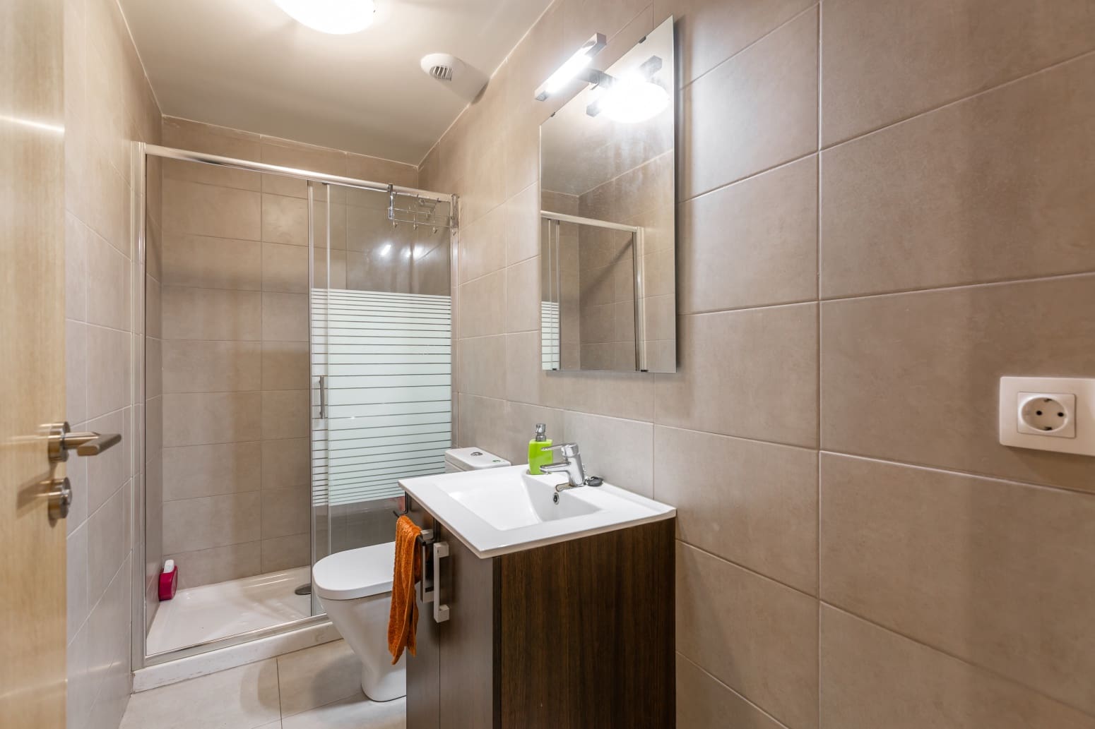 4 sypialnia Willa na sprzedaż w Burlada z garażem - 507 000 € (Ref: 9524064)