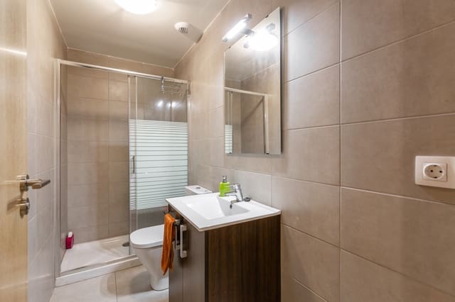 4 sypialnia Willa na sprzedaż w Burlada z garażem - 507 000 € (Ref: 9524064)