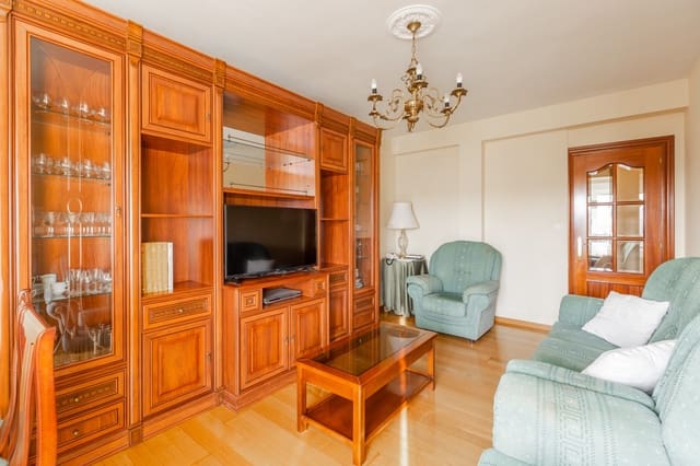 Piso de 3 habitaciones en Artajona en venta - 155.000 € (Ref: 9527195)