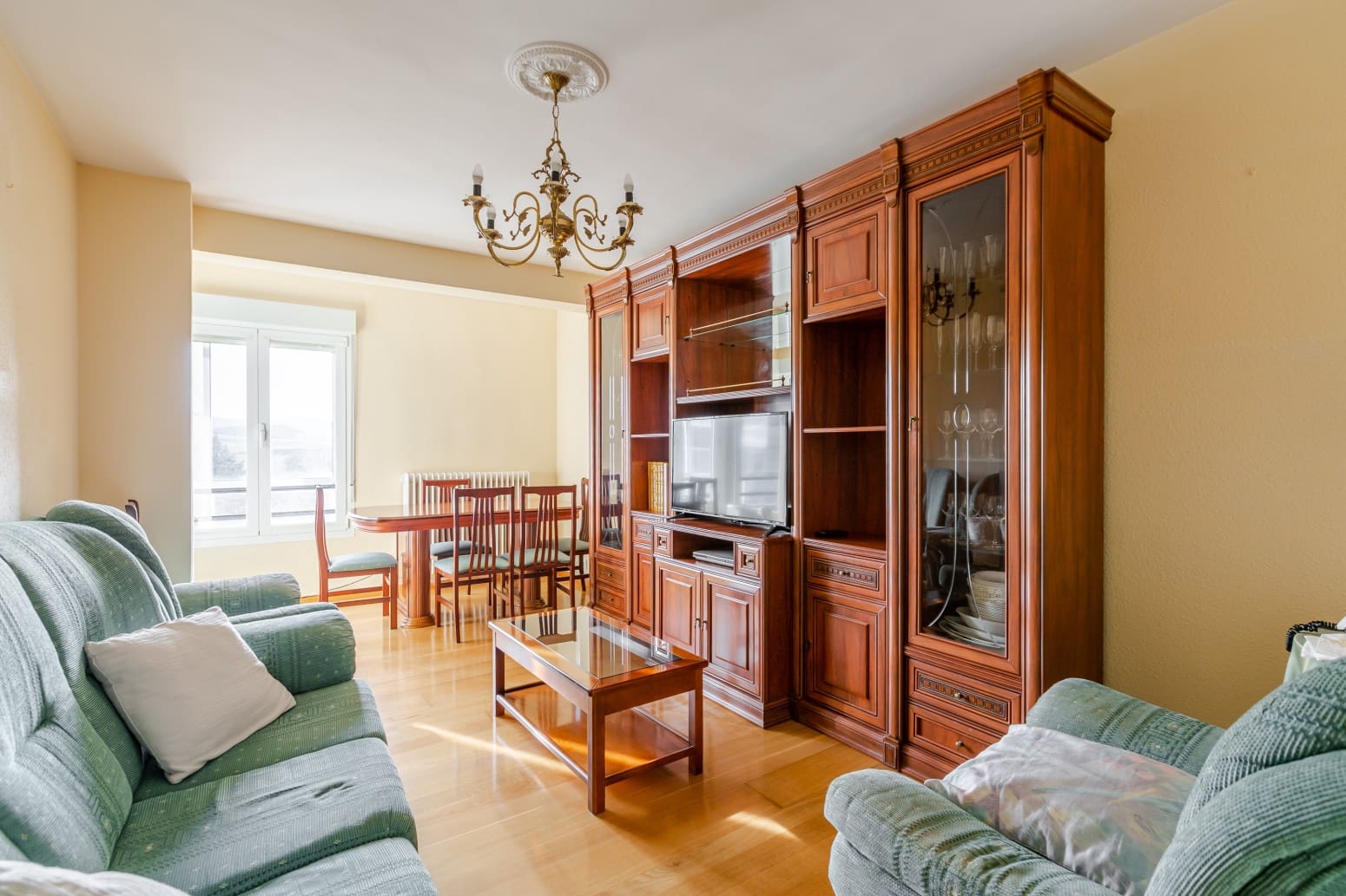 Piso de 3 habitaciones en Artajona en venta - 155.000 € (Ref: 9527195)