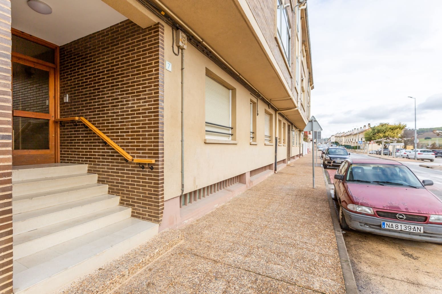 Piso de 3 habitaciones en Artajona en venta - 155.000 € (Ref: 9527195)