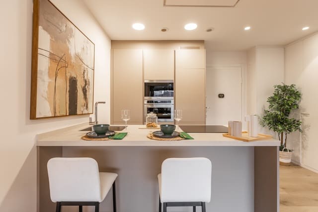 1 soverom Leilighet til salgs i Pamplona med garasje - € 375 000 (Ref: 9530139)