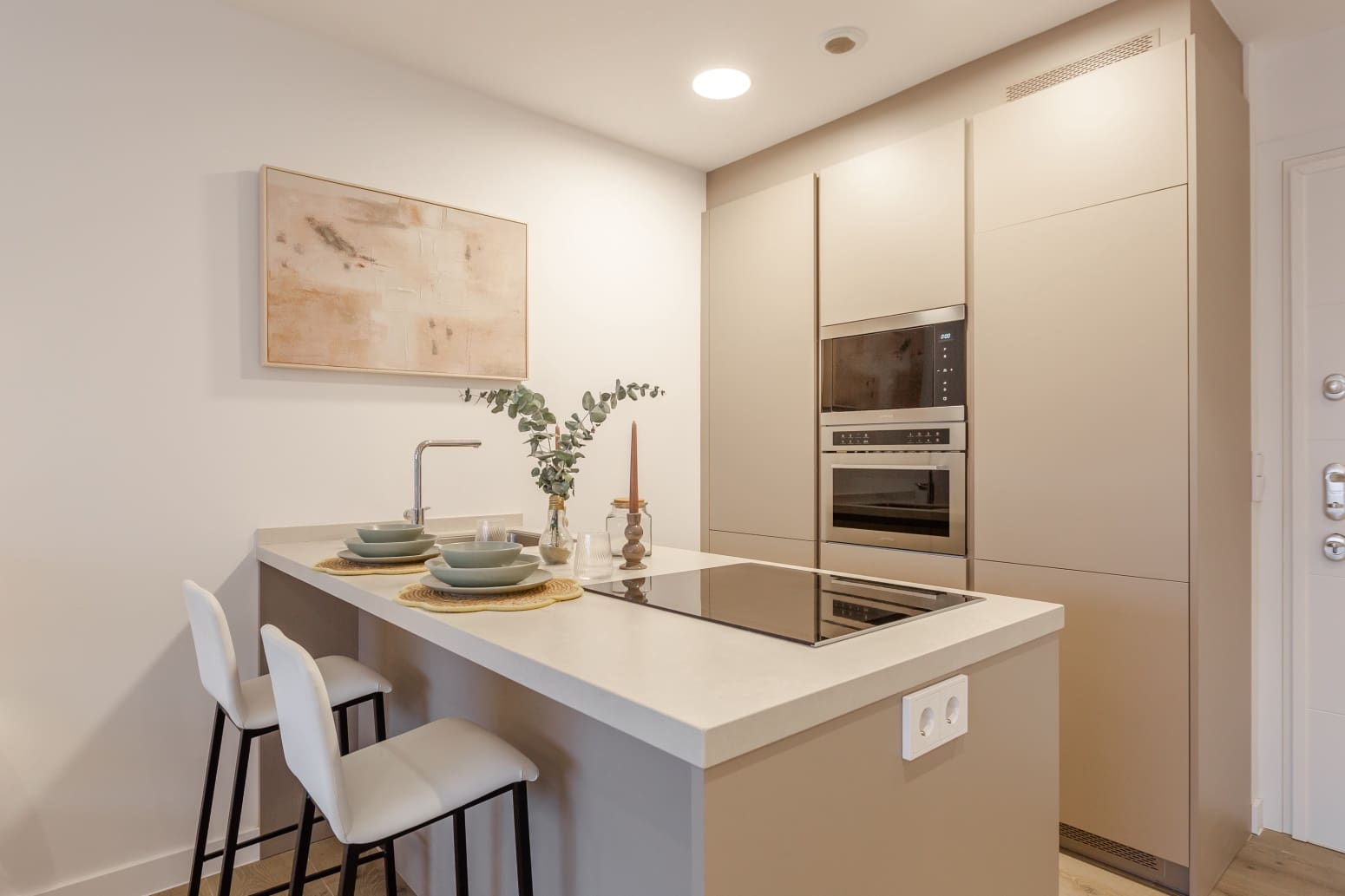 1 bedroom Flat for rent in Pamplona / Iruna with garage - € 1,300 (Ref: 9530139)