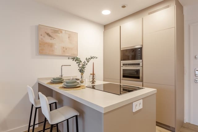 Piso de 1 habitación en Pamplona / Iruña en alquiler con garaje - 1.300 € (Ref: 9530139)