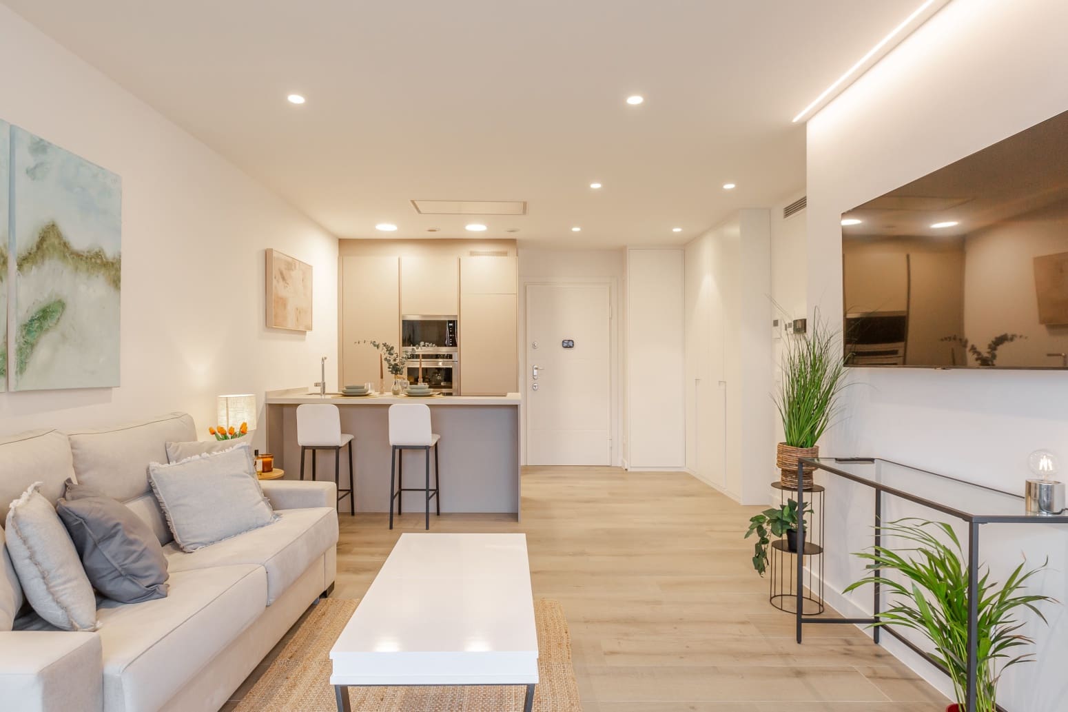 1 bedroom Flat for rent in Pamplona / Iruna with garage - € 1,300 (Ref: 9530139)