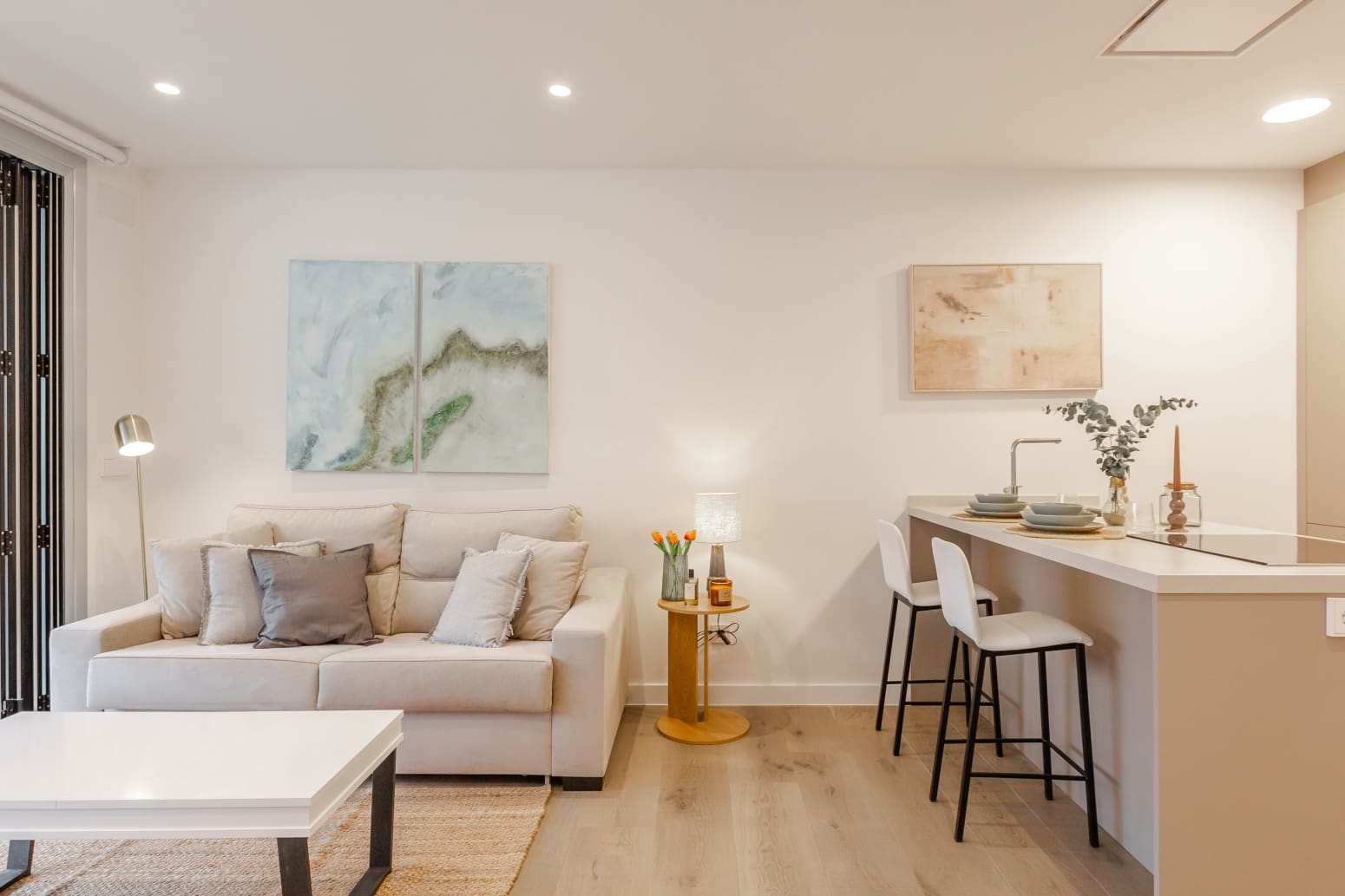 1 bedroom Flat for rent in Pamplona / Iruna with garage - € 1,300 (Ref: 9530139)