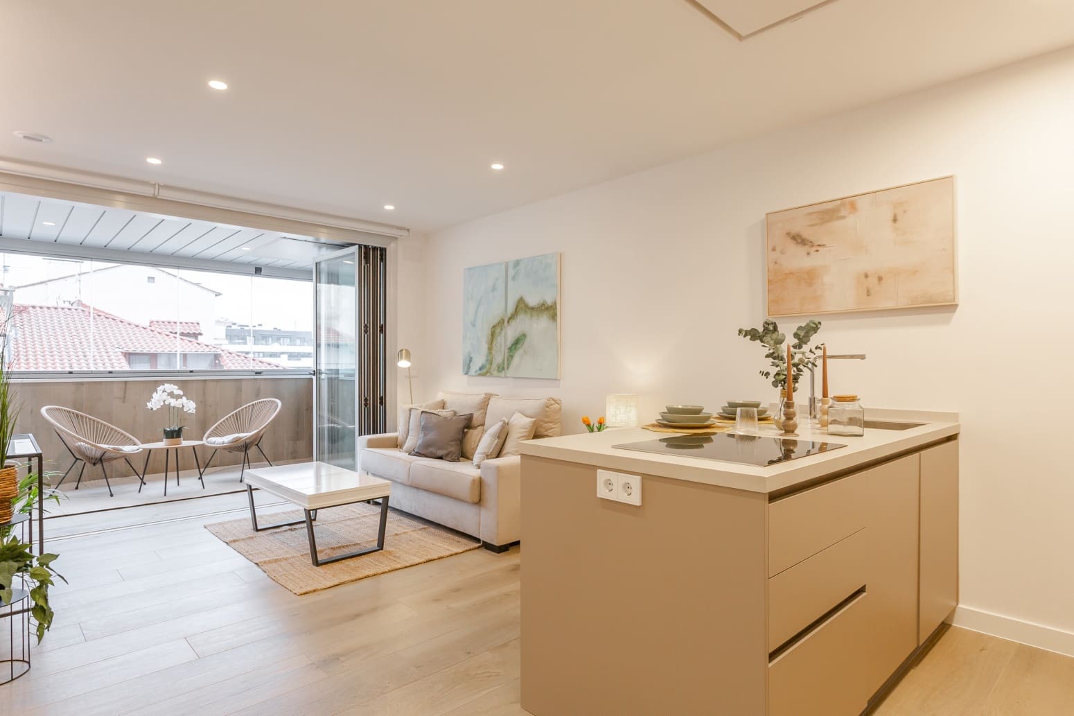 1 bedroom Flat for rent in Pamplona / Iruna with garage - € 1,300 (Ref: 9530139)