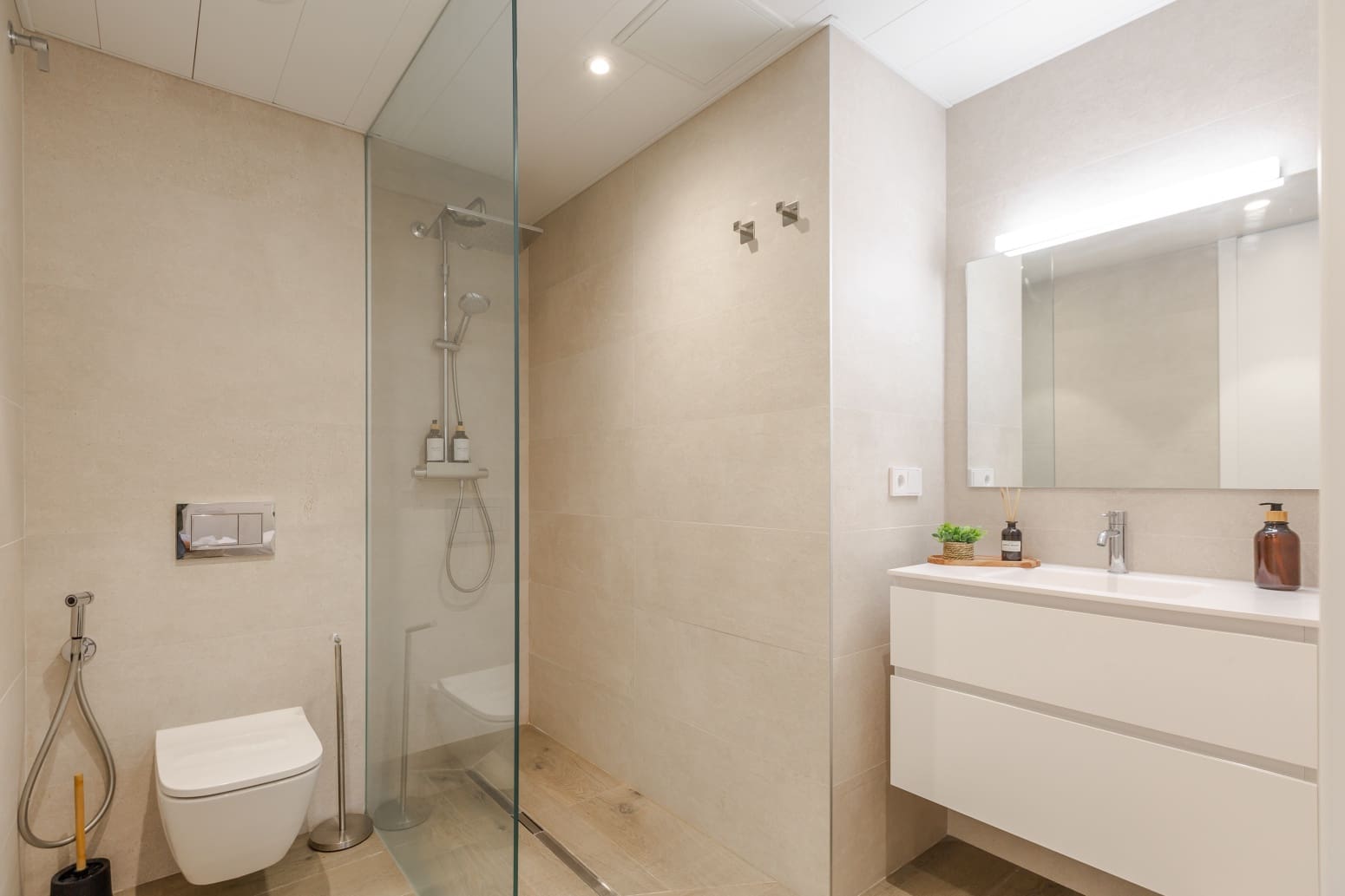 1 bedroom Flat for rent in Pamplona / Iruna with garage - € 1,300 (Ref: 9530139)
