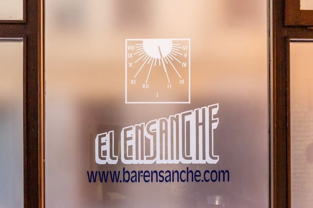 Bedrijf te koop in Vitoria-Gasteiz - € 360.000 (Ref: 9533420)