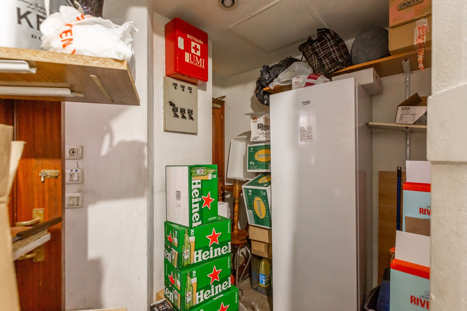 Business for sale in Vitoria-Gasteiz - € 360,000 (Ref: 9533420)