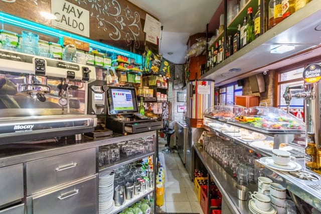 Bedrijf te koop in Vitoria-Gasteiz - € 360.000 (Ref: 9533420)