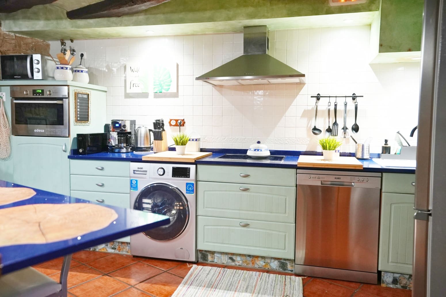 4 bedroom Business for sale in Leoz - € 349,900 (Ref: 9533421)