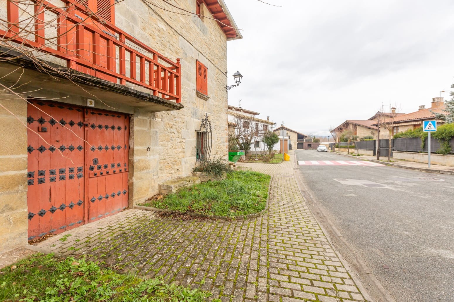 8 soveværelse Villa til salg i Cendea de Olza/Oltza Zendea - € 215.000 (Ref: 9533423)