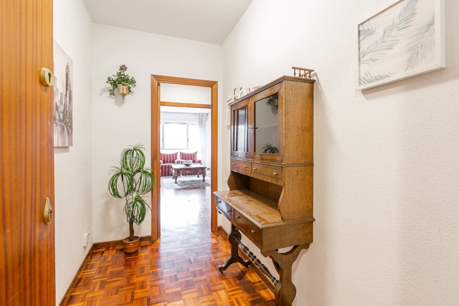 4 soveværelse Lejlighed til salg i Pamplona / Iruna med garage - € 399.000 (Ref: 9535626)