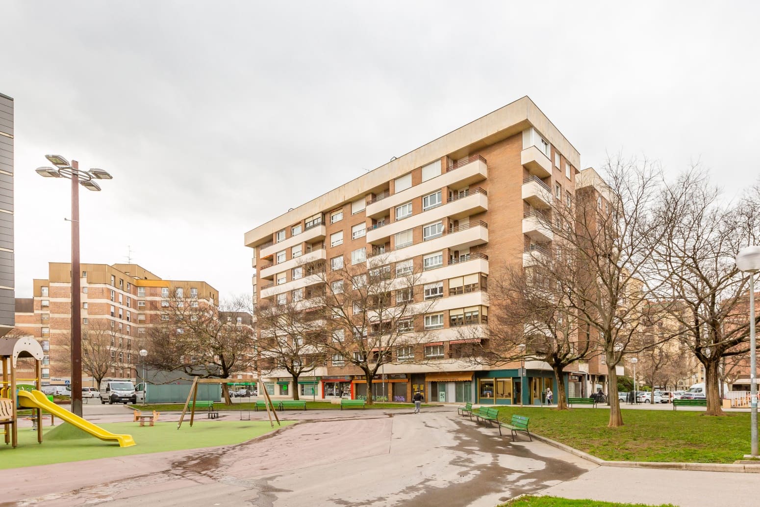 4 soveværelse Lejlighed til salg i Pamplona / Iruna med garage - € 399.000 (Ref: 9535626)
