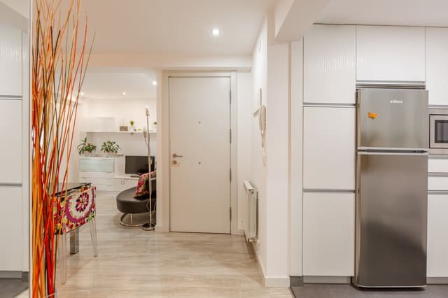 1 soverom Leilighet til salgs i Pamplona - € 189 000 (Ref: 9543161)