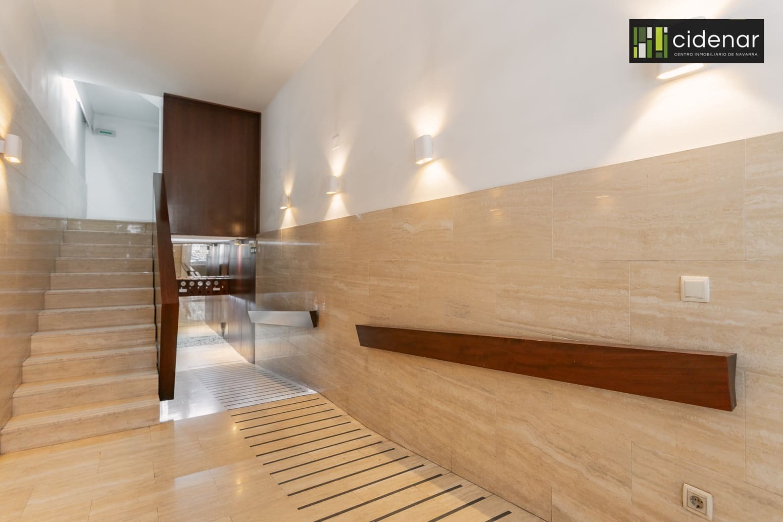 Piso de 3 habitaciones en Pamplona / Iruña en venta - 370.000 € (Ref: 9555291)