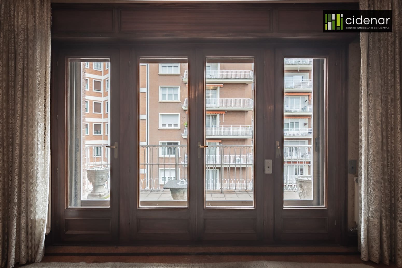 Piso de 3 habitaciones en Pamplona / Iruña en venta - 370.000 € (Ref: 9555291)