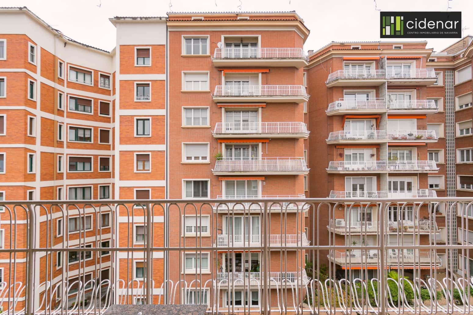 Piso de 3 habitaciones en Pamplona / Iruña en venta - 370.000 € (Ref: 9555291)