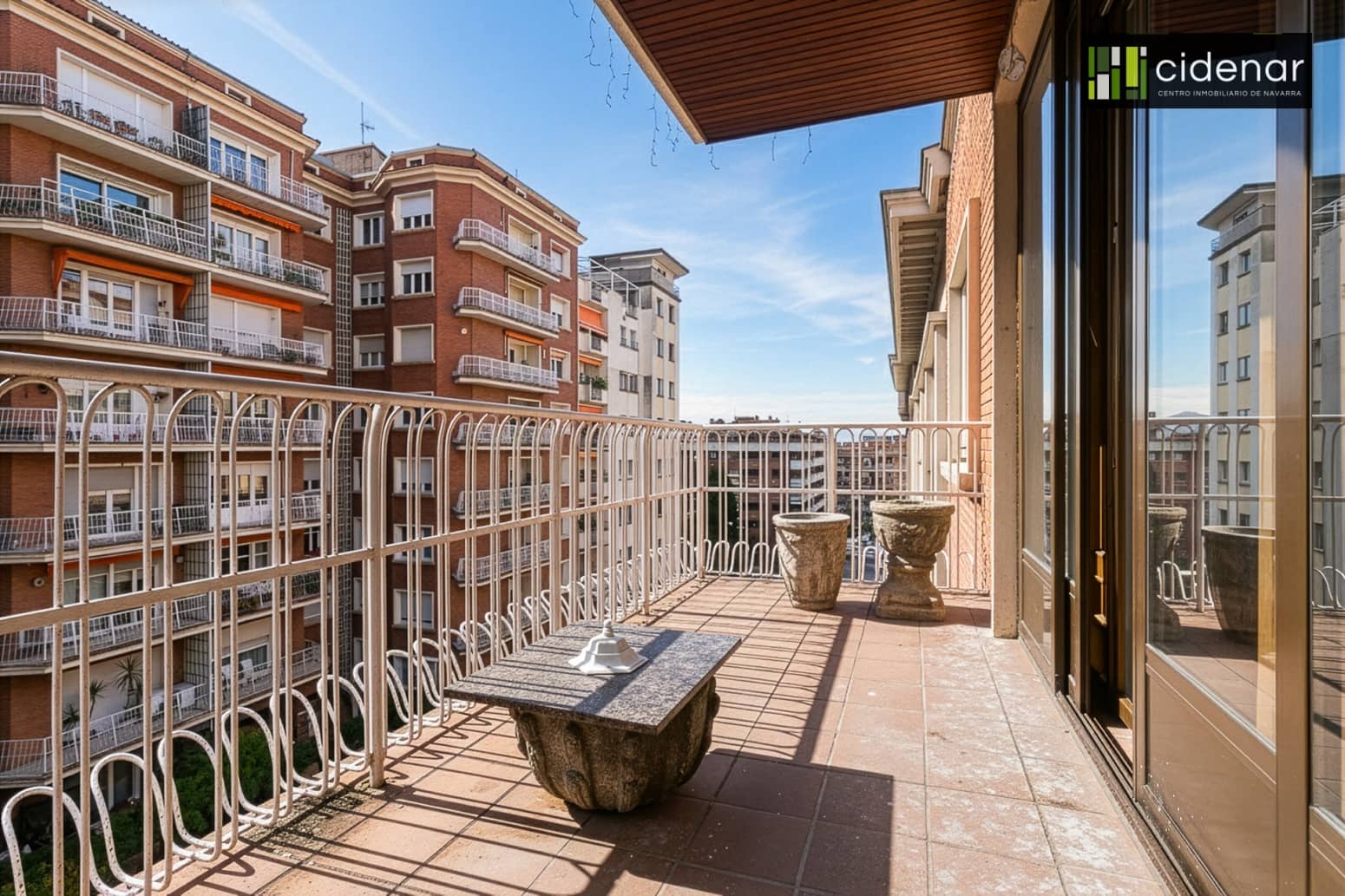 Piso de 3 habitaciones en Pamplona / Iruña en venta - 370.000 € (Ref: 9555291)