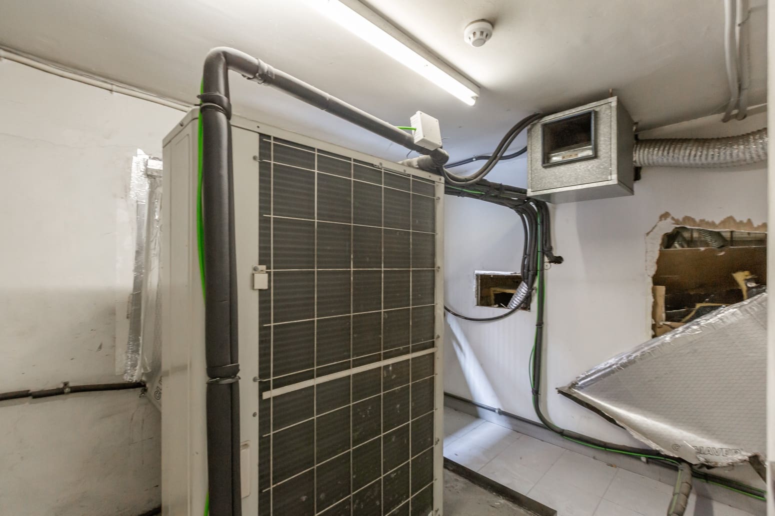 Commercial for rent in Burlada - € 30,000 (Ref: 9561441)