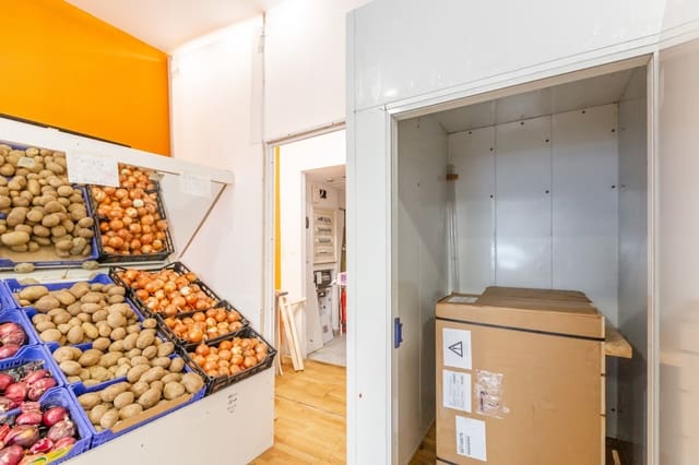 Erhverv til leje i Pamplona / Iruña - € 45.000 (Ref: 9561444)